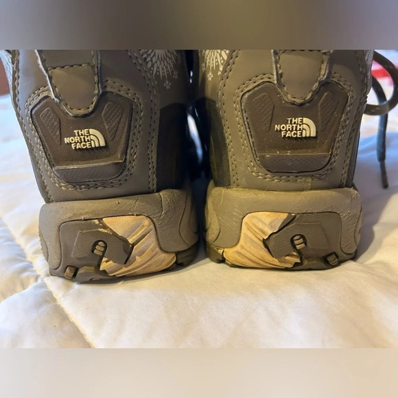 THE NORTH FACE Hydroseal primaloft Hiking Ankle Boots Lace-up Sz 6 - Picture 6 of 10